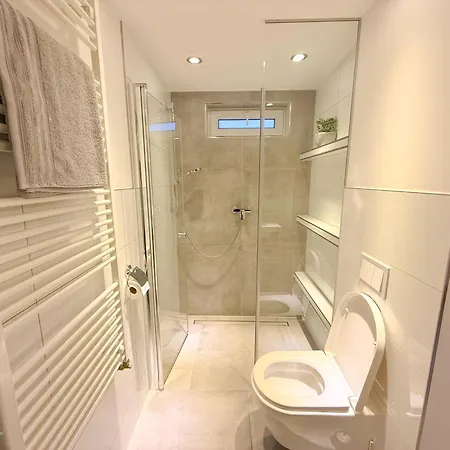 Appartement Modernes Haus Direkt Am Rhein