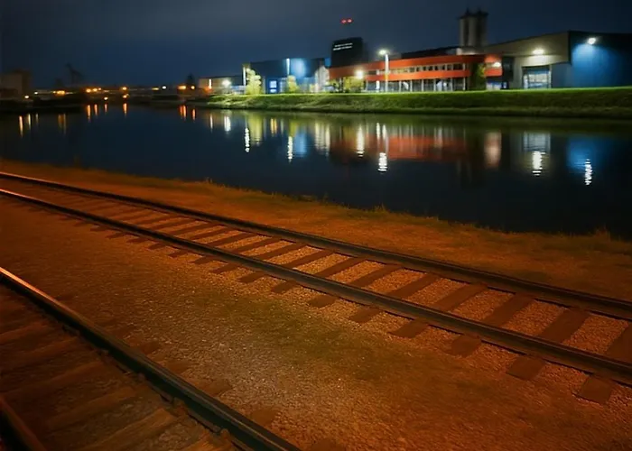 Modernes Haus Direkt Am Rhein Appartamento *