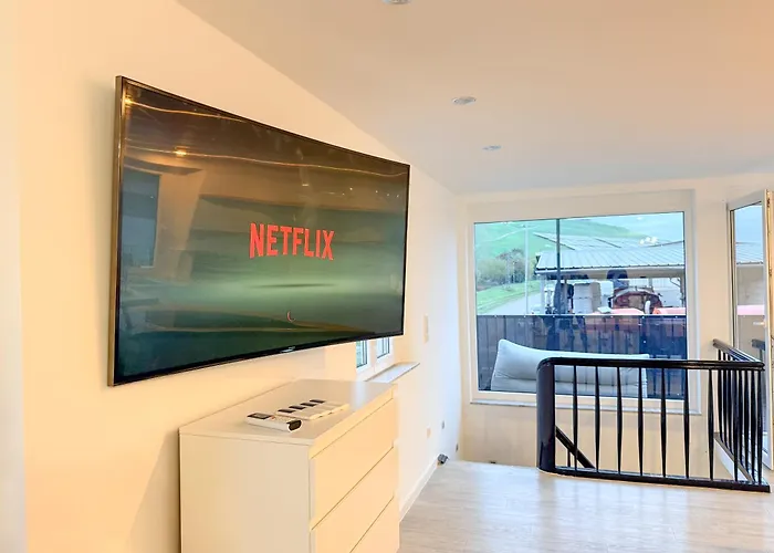 Modernes Haus Direkt Am Rhein * Karlsruhe